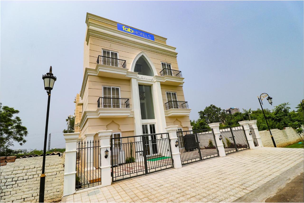 Fabhotel K9 Villa Ludhiana Zewnętrze zdjęcie