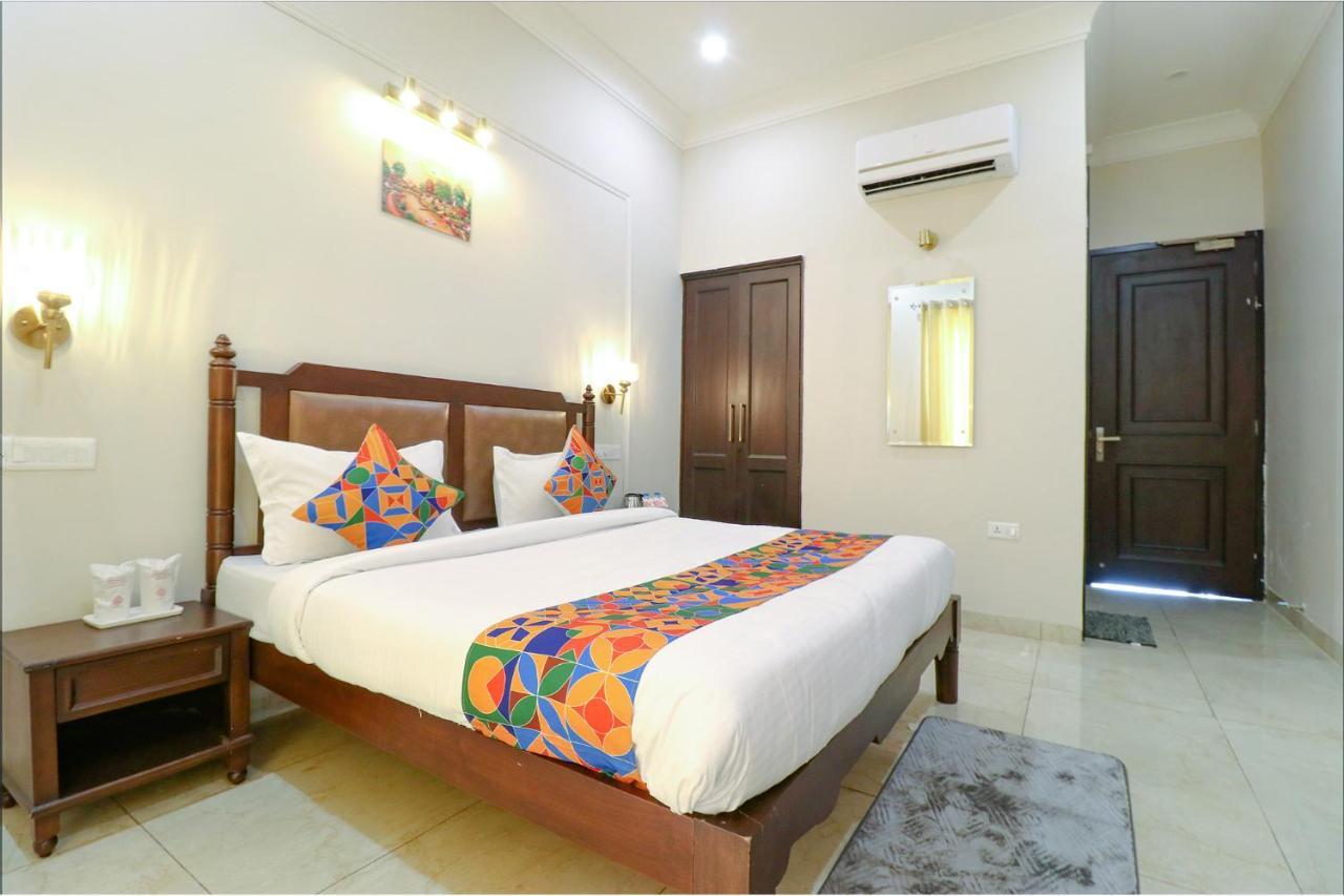 Fabhotel K9 Villa Ludhiana Zewnętrze zdjęcie